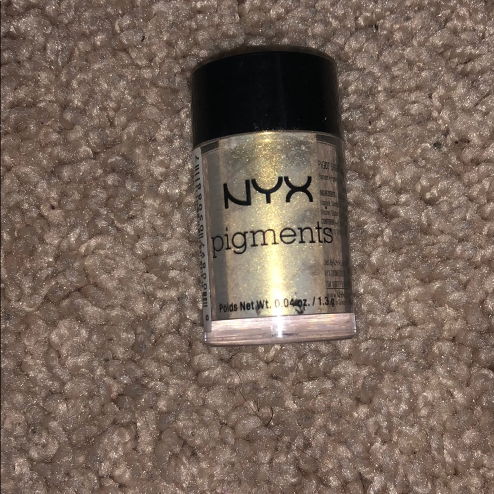 NYX Pigment